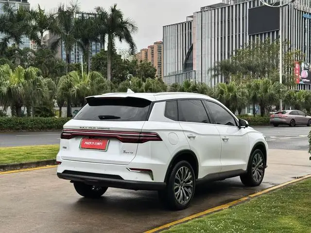 BYD Song Pro DM DM 1.5T four-wheel drive performance version luxury