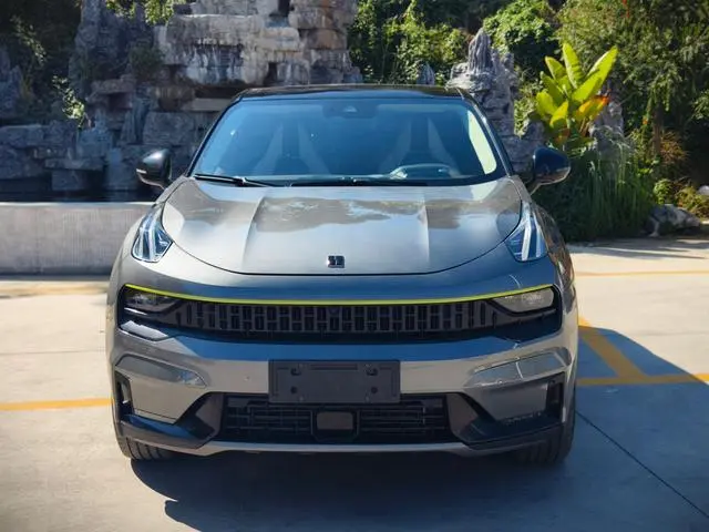LYNK & CO Lynk 05 2.0TD two-wheel drive Halo