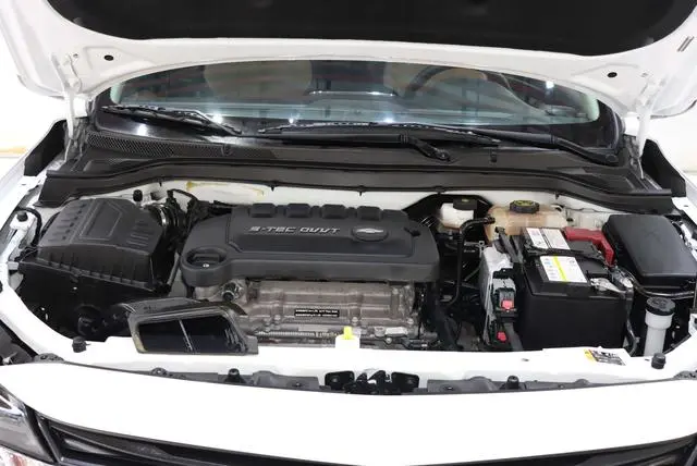 Chevrolet Cruze 320 Automatic Enjoy Edition