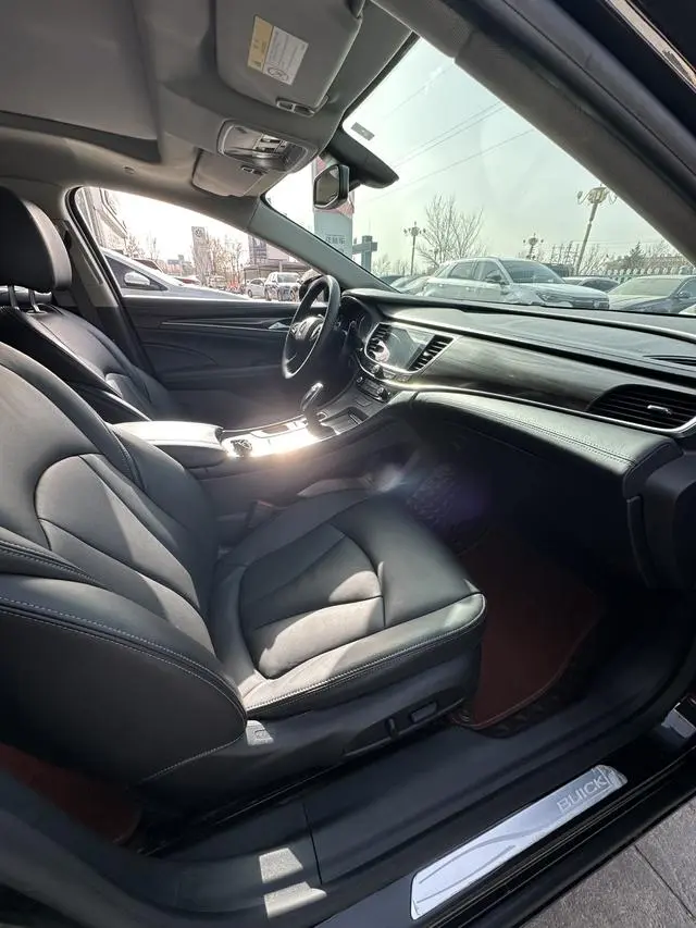 Buick Lacrosse 552T luxury