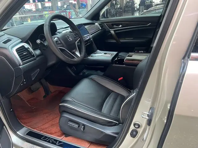 Honda Honda UR-V 370TURBO four-wheel drive Exclusive Edition Country V