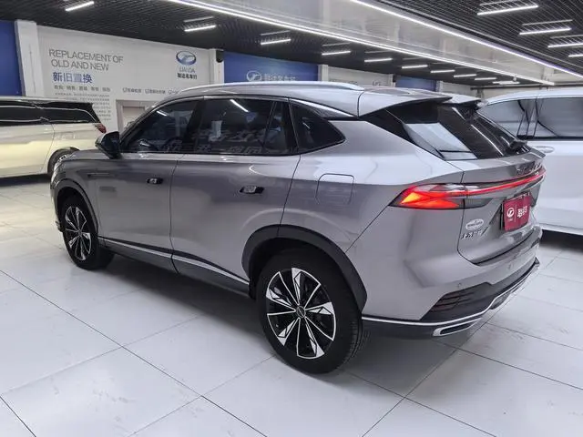 Roewe Roewe eRX5 Super Hybrid Premium Edition