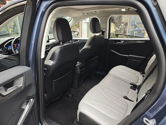 Ford Ruiji EcoBoost 245 four-wheel drive Jiaxiang model