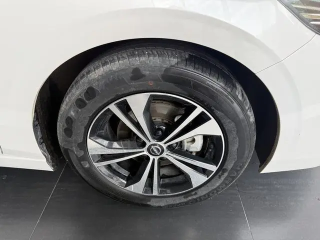 Nissan Xuan Yi 1.6L CVT Smart Driving Version