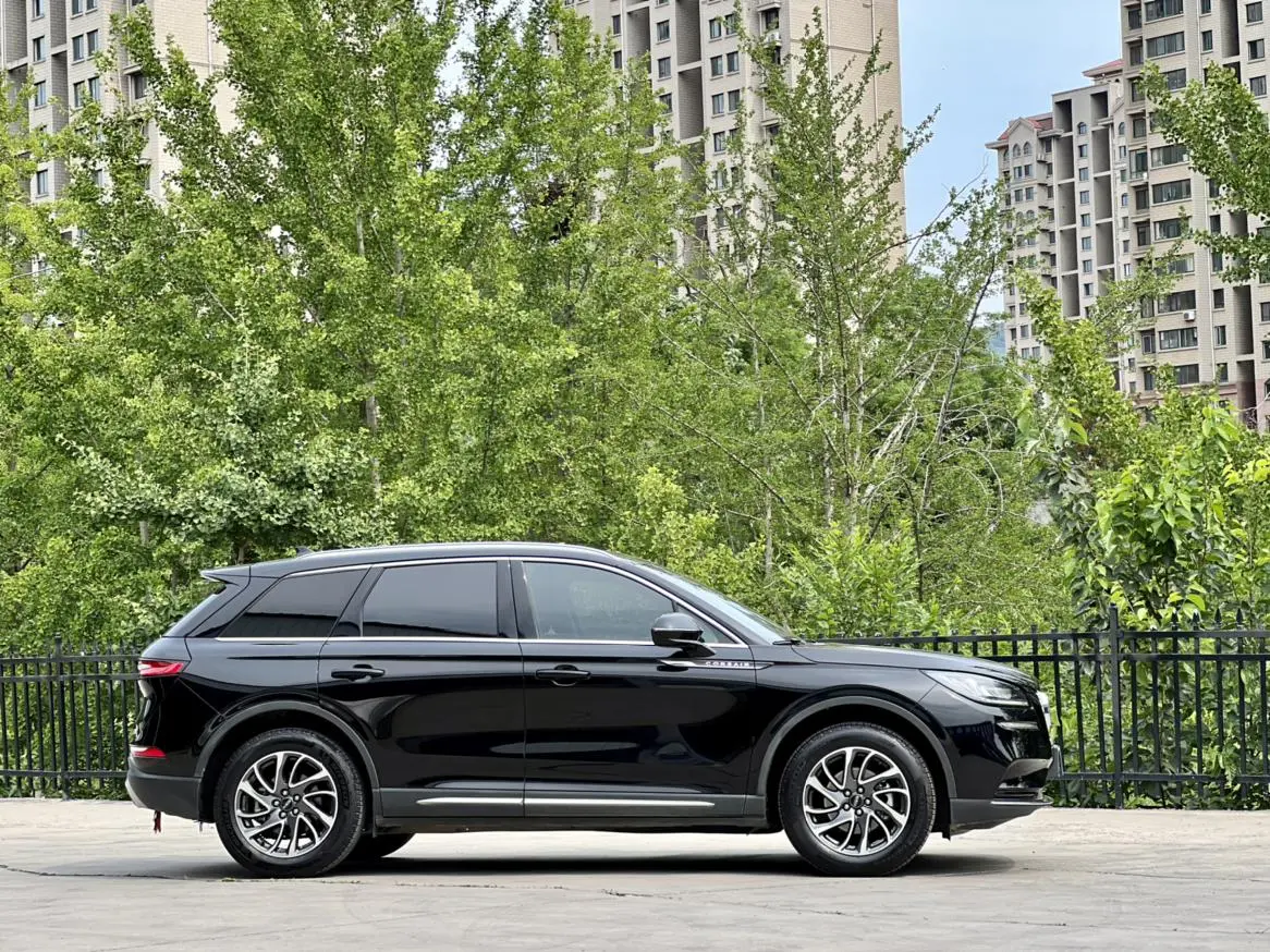 Lincoln Adventurer 2.0T two-wheel drive Zunya edition