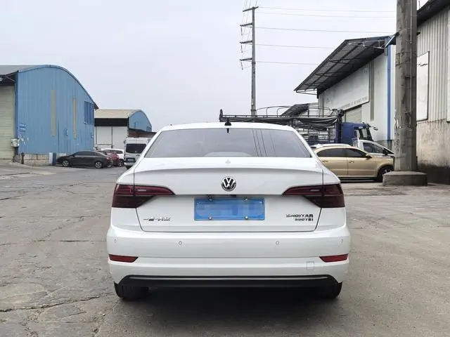Volkswagen Sagitar 280TSI DSG Comfortable Smart Edition