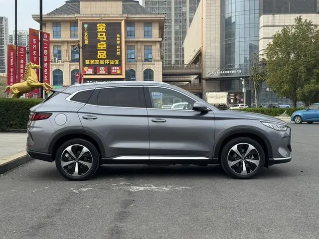 BYD Song PLUS DM DM-i 110KM two-wheel drive flagship PLUS