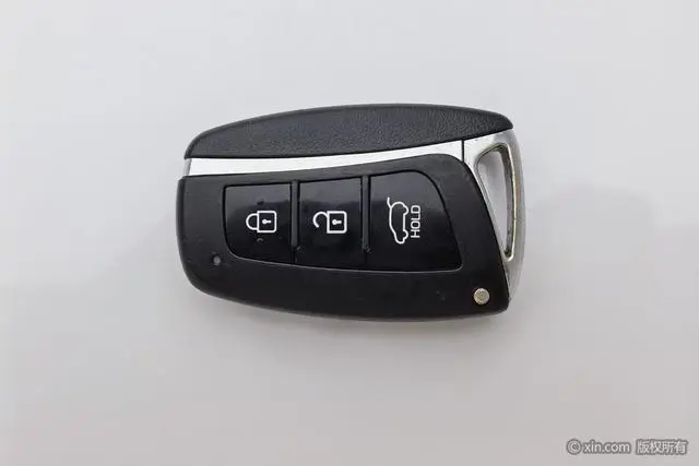 Hyundai Shengda 2.0T automatic two-wheel drive intelligent 7-seater
