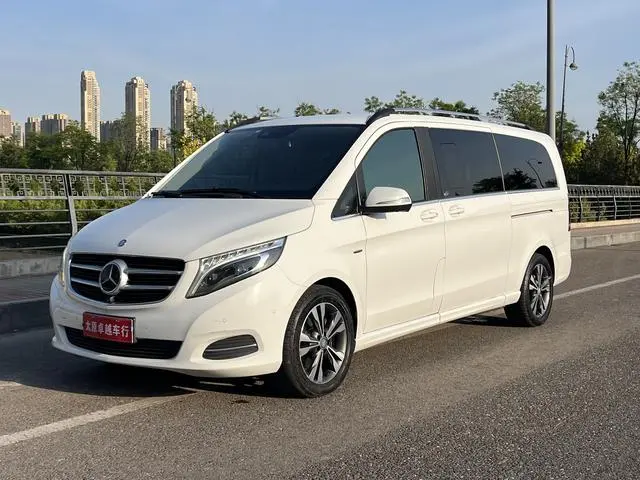 Mercedes-Benz Mercedes-Benz V-class V 260 L Premium Extended Version