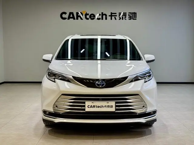 TOYOTA Saina Dual engine 2.5L platinum version
