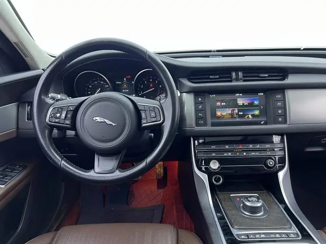 Jaguar Jaguar XFL XFL 2.0T 240PS Deluxe Edition