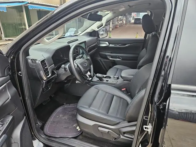 Ford Ranger Ranger 2.3T gasoline Mountain Forest-four-wheel drive automatic Version