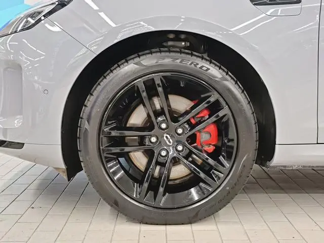 AITO Ask the world M5 Extended range Max RS four-wheel drive high-end smart driving version