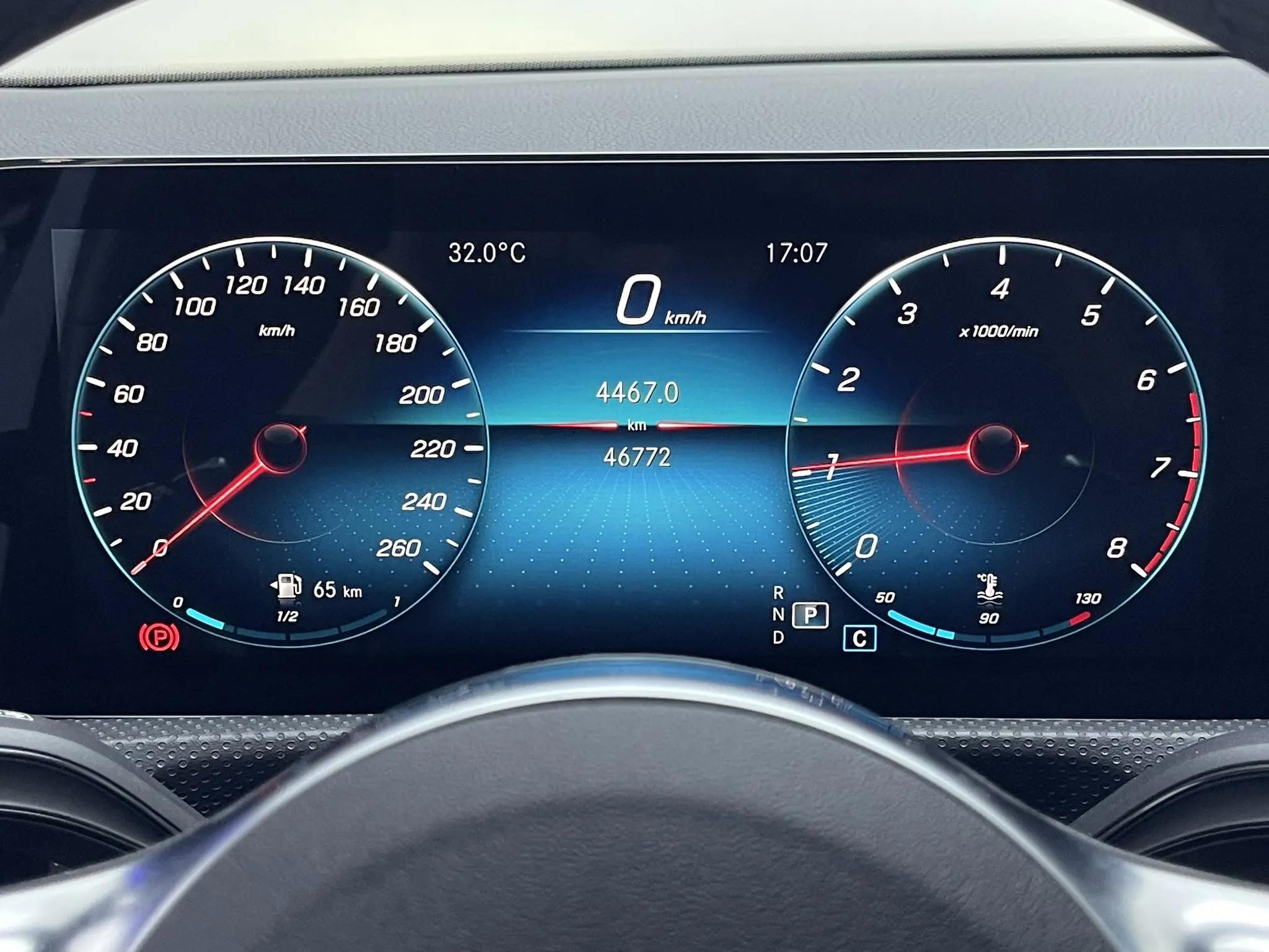Mercedes-Benz Mercedes-Benz A-class A 200 L sports sedan fashion Version
