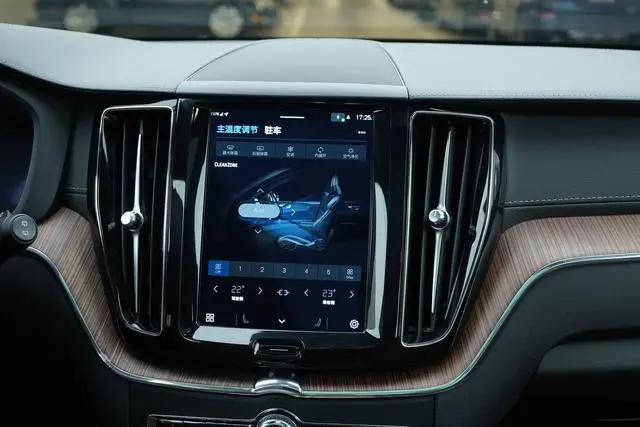 Volvo Volvo XC60 PHEV T8 four-wheel drive long battery life Zhiyuan Deluxe Edition