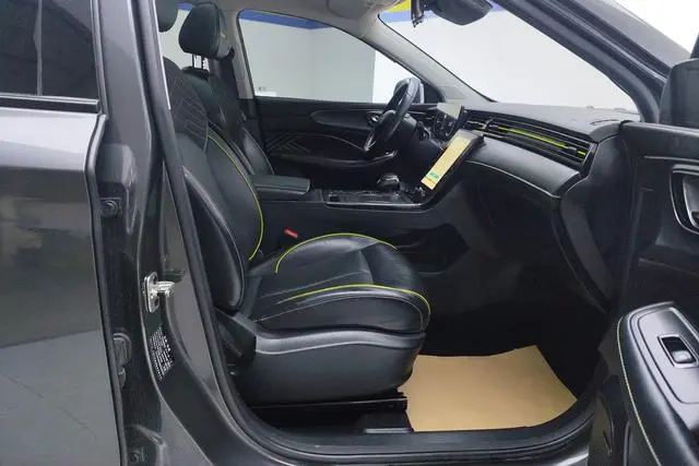 Roewe Roewe RX5 PLUS 330TGI Automatic National Tide Zhizhen Edition