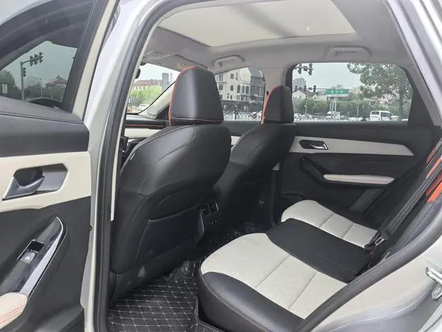Haval Haval Red Rabbit Exciting Version 1.5T Platinum Rabbit