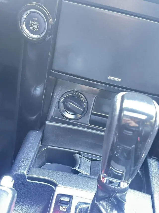 TOYOTA Prado 2.7L automatic standard version