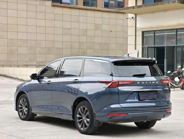 Wuling Capgemini Victory 1.5T CVT Flagship Business Class