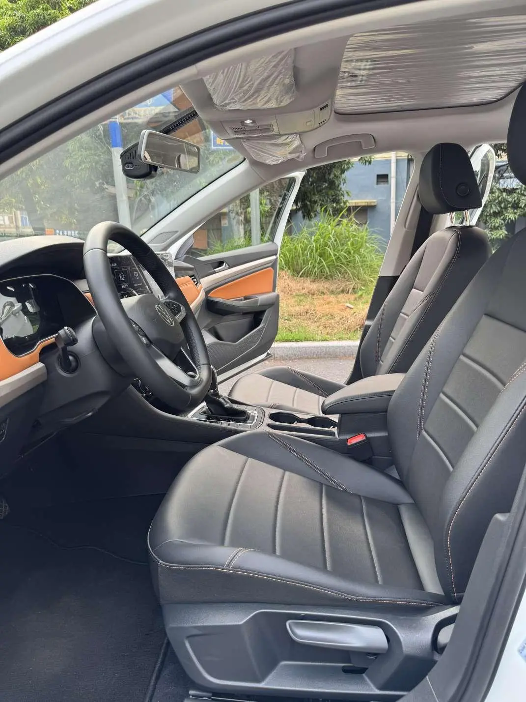 Volkswagen Bora 200TSI DSG Yuexing Navigation Edition