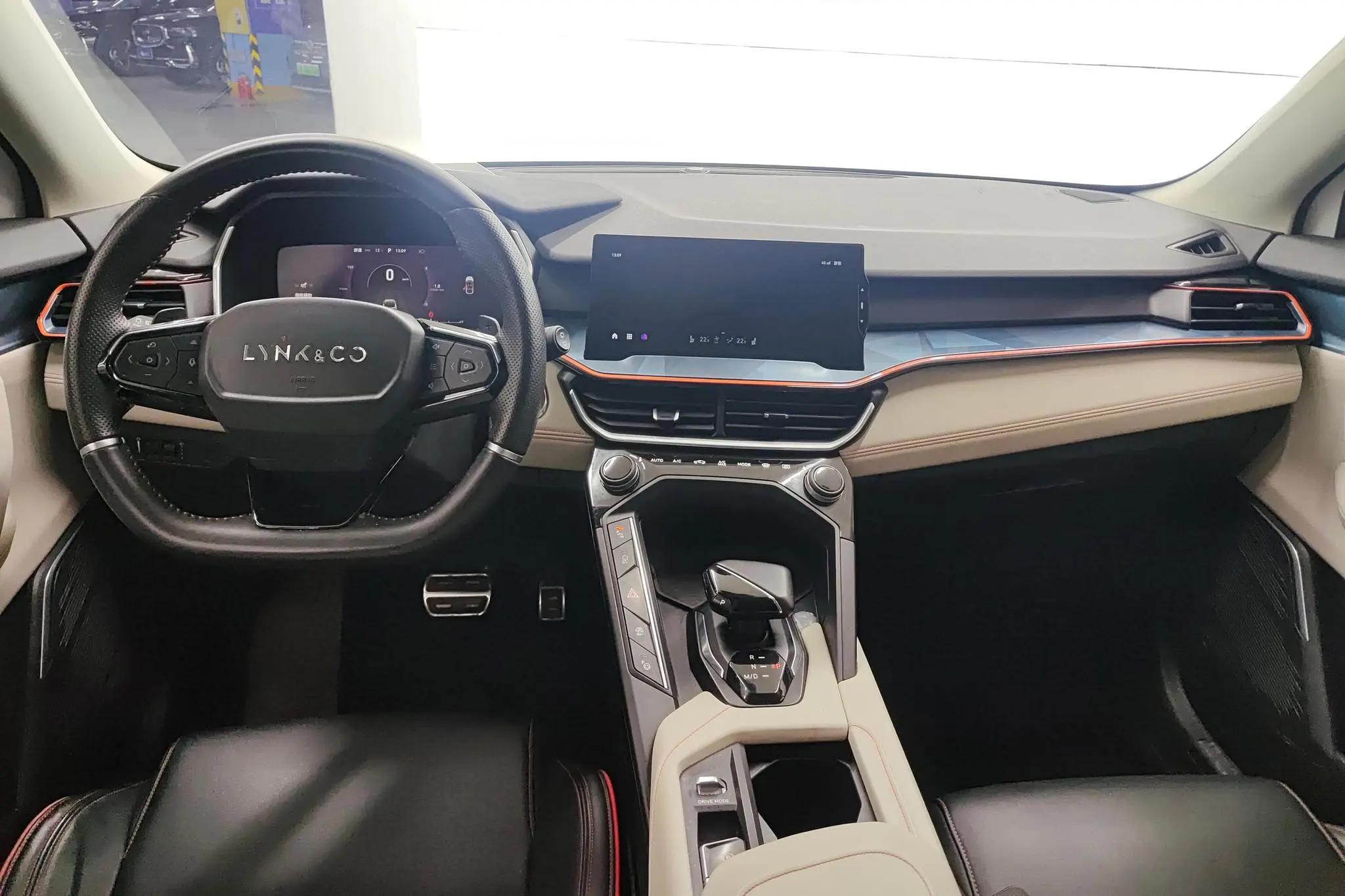 LYNK & CO Lynk 06 1.5T Yao Halo