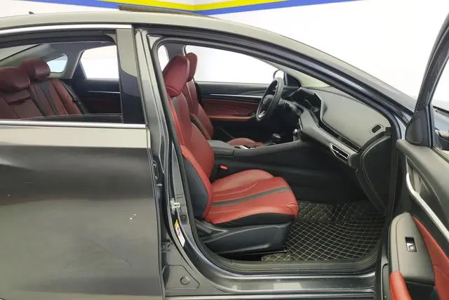 Changan Yidong PLUS Blue Whale NE 1.4T GDI DCT Flagship
