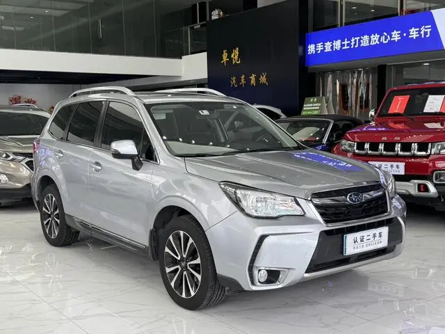 Subaru FORESTER Forester 2.0i Fashion Navigation Version