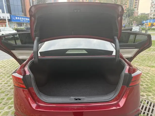 Nissan Teana 2.0 T XV AD1 Zhizun Pilot Edition