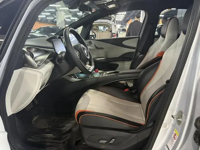 BYD dolphin Fashion edition