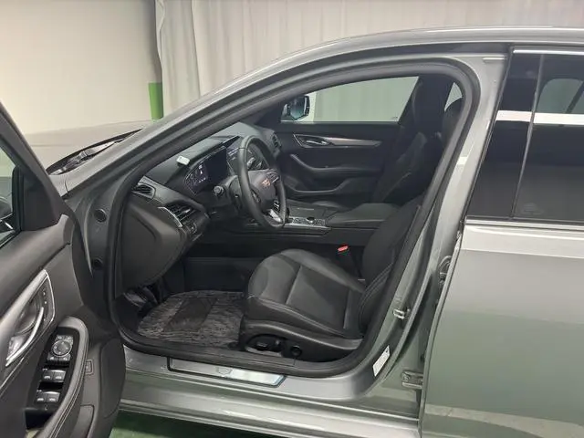 Cadillac Cadillac CT5 28T Luxury Standard Edition