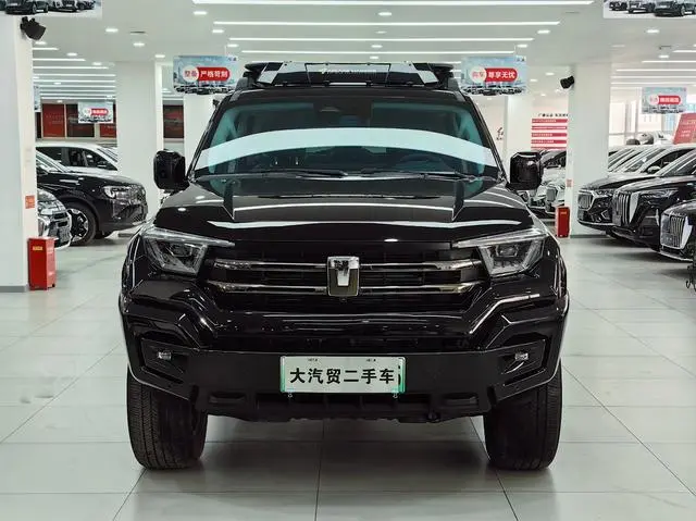 Tank Tank 400 Hi4-T Off-road version