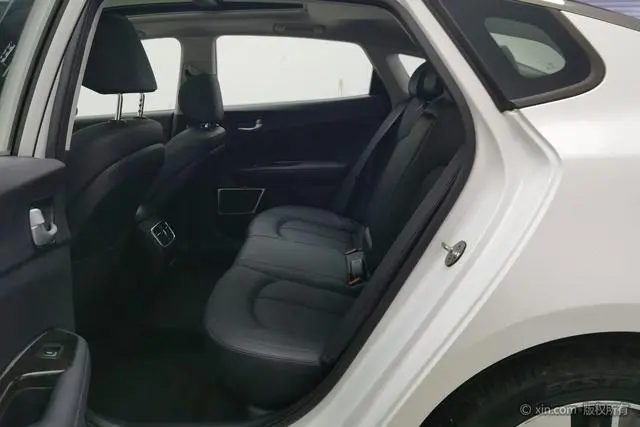 Kia Kia K5 2.0L automatic LUX