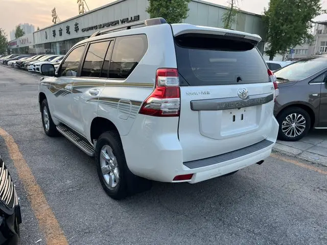TOYOTA Prado 3.5L automatic TX-L NAVI