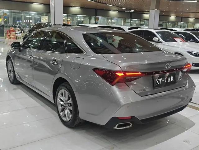 TOYOTA Asian dragon 2.0L Deluxe Edition Country VI