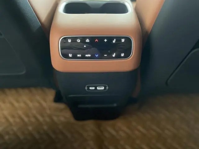 Leapmotor Zero run C16 Extended program 280 lidar version 6 seats