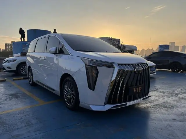 GAC Trumpchi M8 Master Series 2.0TM Hybrid Extreme Edition