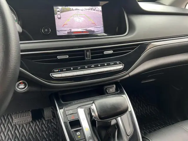 GAC Trumpchi M6 270T Automatic Deluxe Edition 7 seats