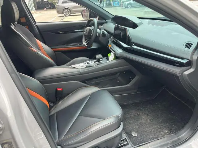 Changan Changan UNI-V 1.5T Sports version