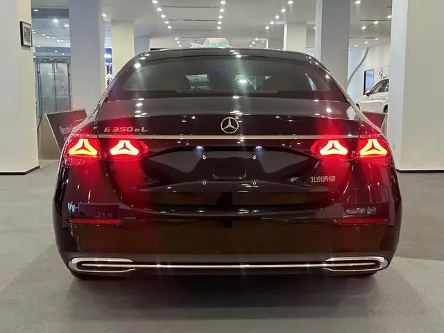 Mercedes-Benz Mercedes-Benz E-class PHEV E 350 e L sedan