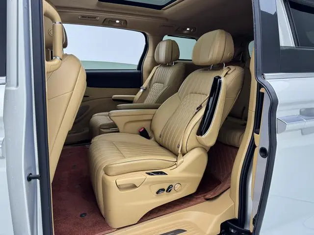 VOYAH Lantu Dreamer PHEV Low-carbon version of the dream