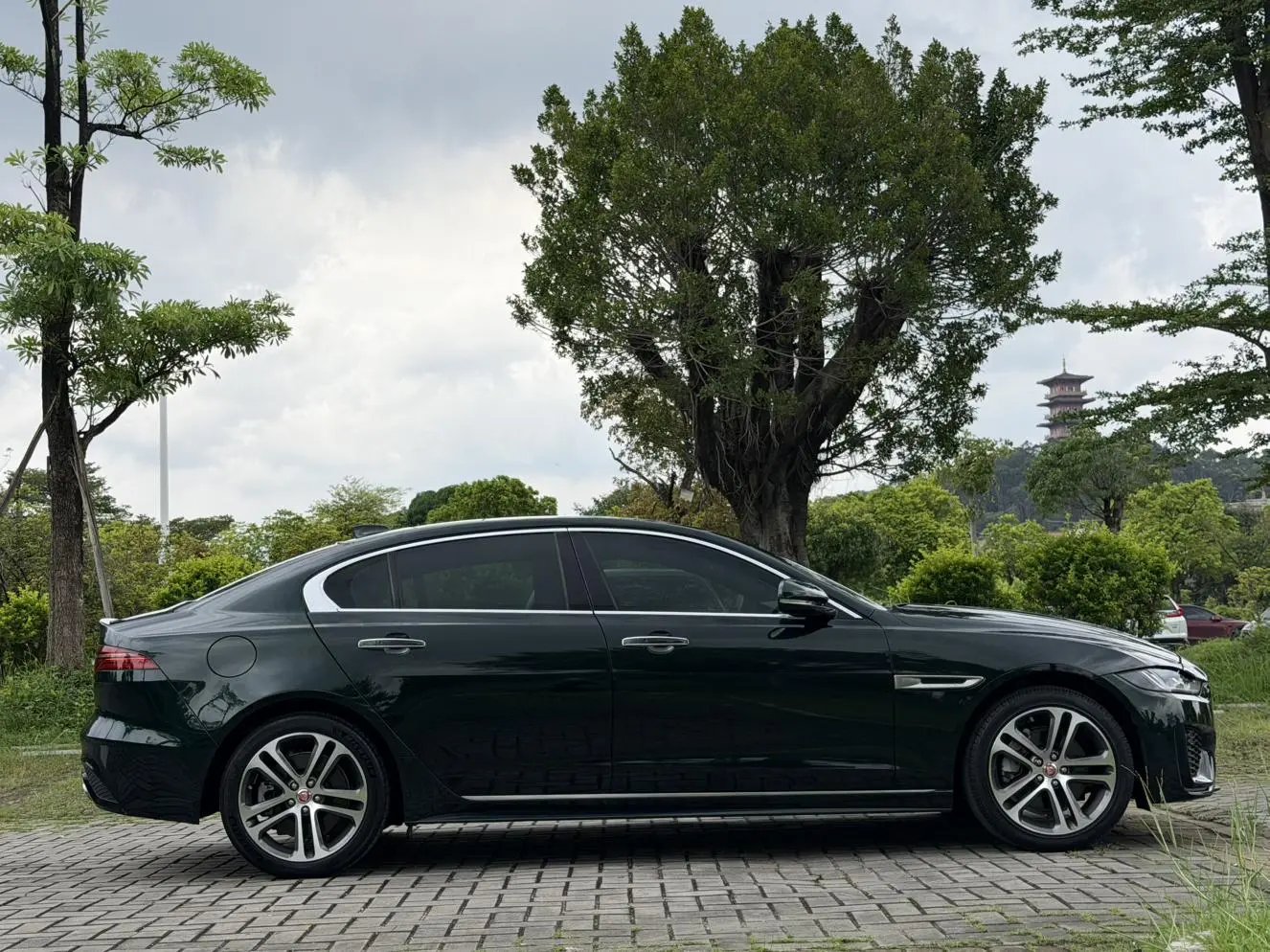 Jaguar Jaguar XEL 2.0T 250PS R-DYNAMIC S Enterprising Sports Edition