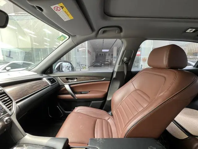Honda Honda UR-V 370TURBO four-wheel drive Exclusive Edition Country V