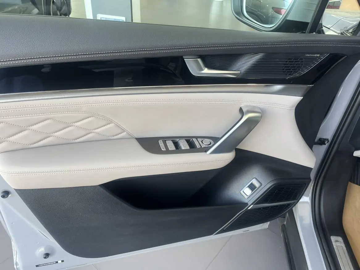 BYD Tang DM Smart driving version DM-i 115KM flagship model