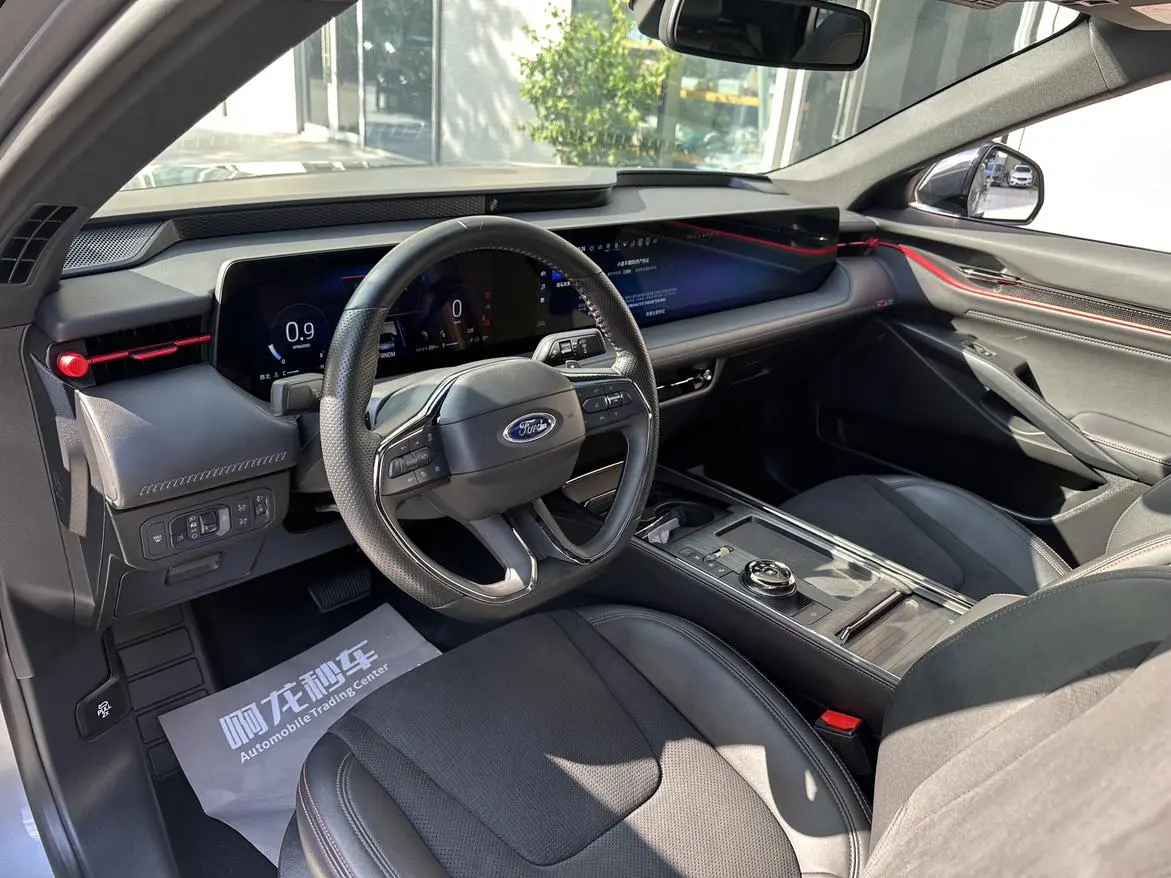 Ford EVOS EcoBoost 245 ST-Line