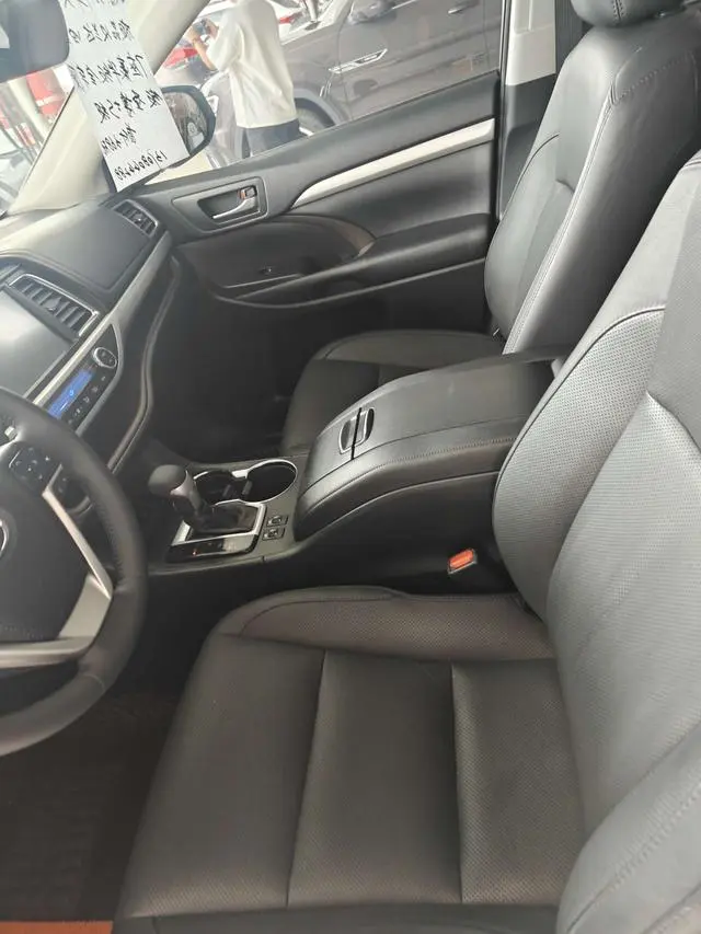 TOYOTA Highlander 2.0T four-wheel drive deluxe edition 7-seater Country V