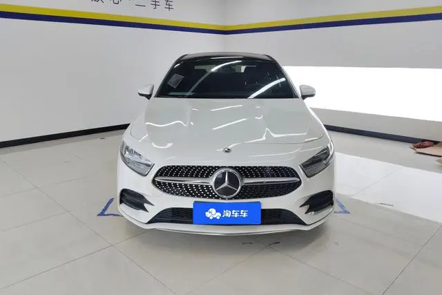 Mercedes-Benz Mercedes-Benz A-class A 180 L sports sedan