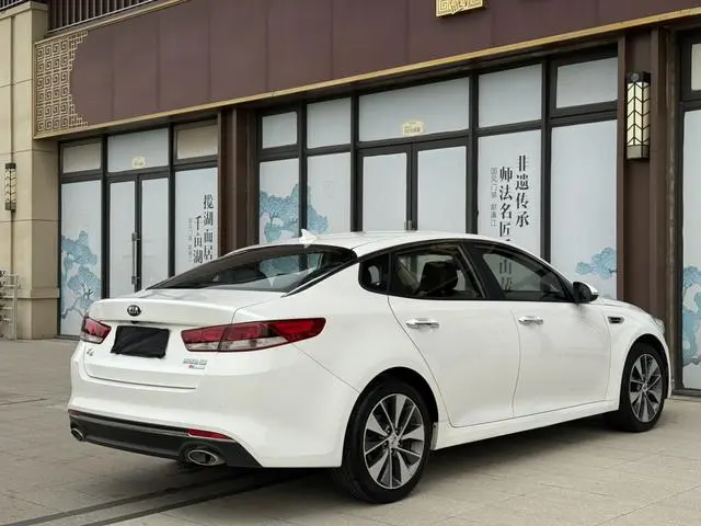 Kia Kia K5 2.0L automatic LUX