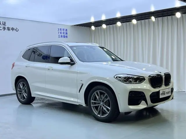 BMW BMW X3 xDrive28i M sports suit