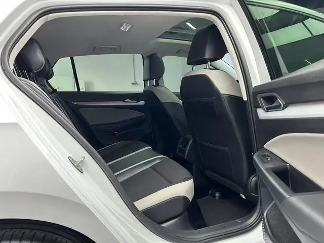 Volkswagen golf 280TSI DSG R-Line