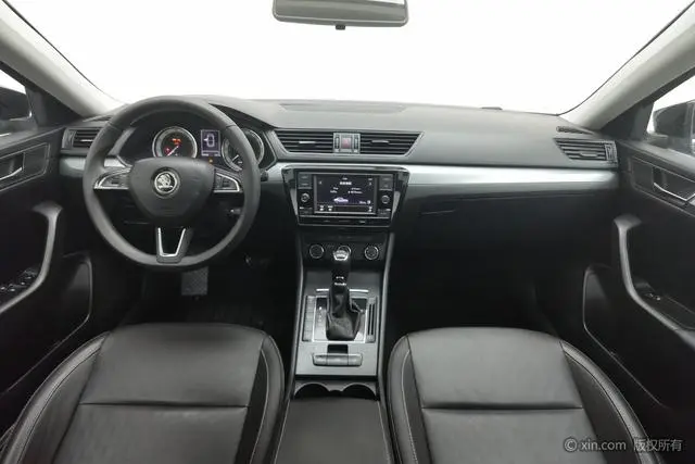Skoda Speed pie ZI280 DSG Standard Edition Country V